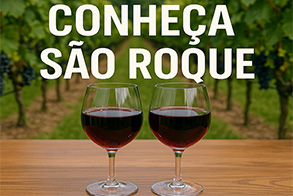 Duas taças de vinhos da cidade de São Roque